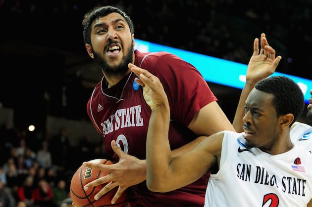 Report: New Mexico State's Bhullar to Enter Draft