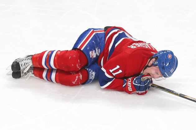 Canadiens RW Gets Hit in the Throat by a Shot