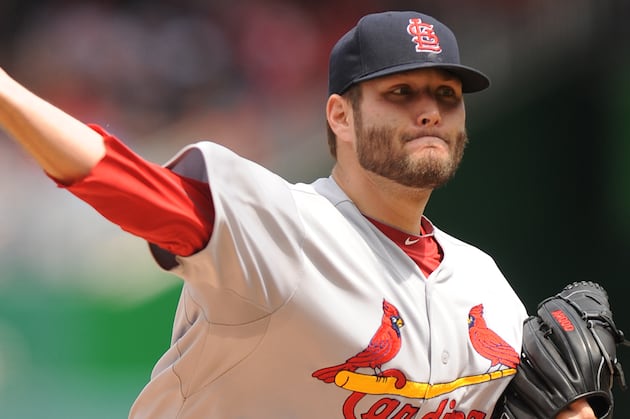 Lynn, Cardinals Beat Sloppy Nationals 4-3