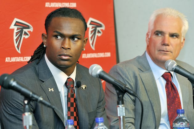 Mike Smith: Julio Jones Will Be a Falcon 'For a Long, Long Time'
