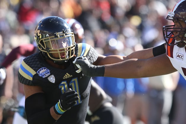 Bears Meet with UCLA OLB Anthony Barr