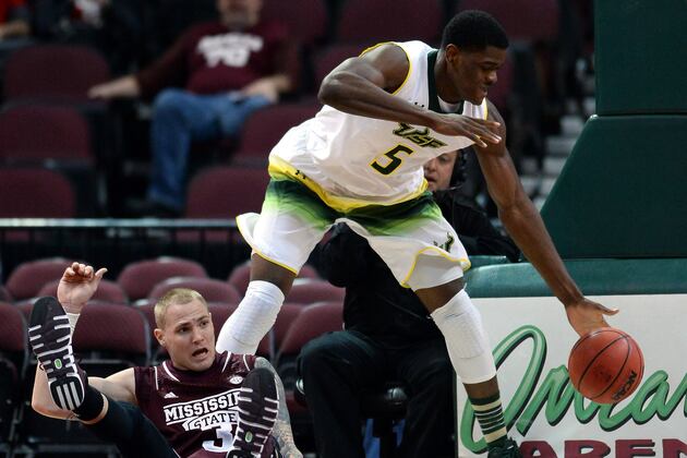 Egbunu, Hawkins Granted Release from USF