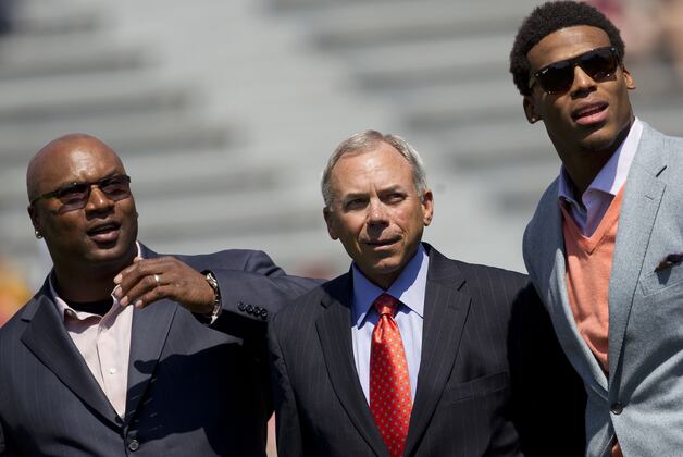 Panthers Quarterback Cam Newton Consults with Fellow Auburn Alum Bo Jackson