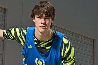 5-Star Center Stephen Zimmerman Trims His List; Louisville Still in the Mix