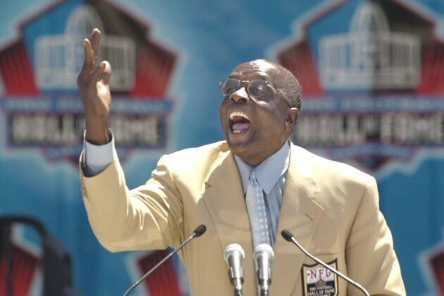 PHOTOS: Taking a Look Back at Deacon Jones' Dominance