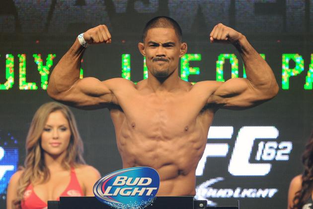 Mark Munoz: Raising Funds for the Philippines as He Prepares for Gegard Mousasi
