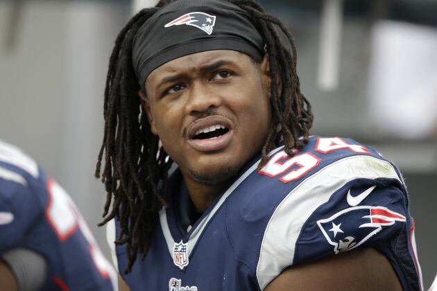 Dont'a Hightower Grows into Leadership Role