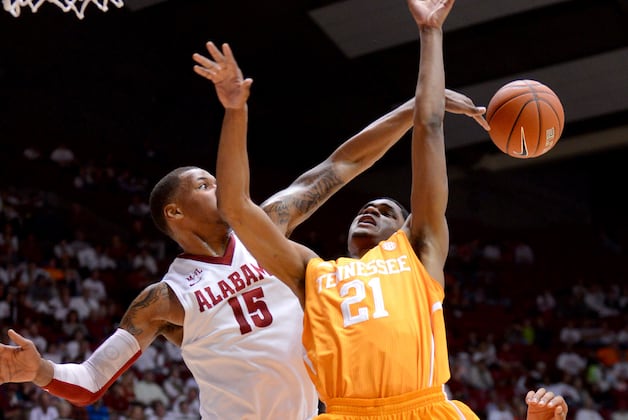 Report: AJ Davis Requests Release from Vols