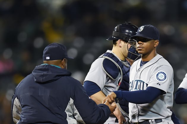 Elias Wins Second Straight as Mariners Beat A's