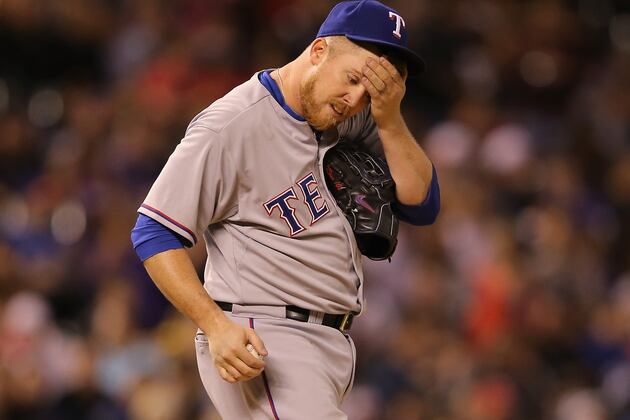 Rangers Face 1st Major Decision: What's Next for Robbie Ross, Alexi Ogando?