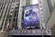 Los prospectos del draft de la NFL de 2014 se alinean sobre la marquesina del Radio City Music Hall durante una sesión fotográfica el miércoles 7 de mayo de 2014 en Nueva York. (AP Photo/Seth Wenig)