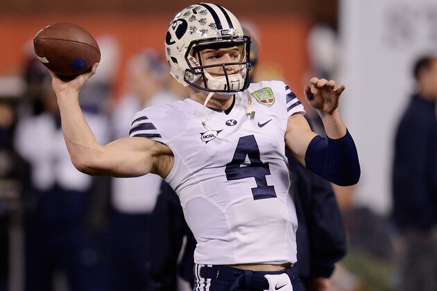 Utah State's Chuckie Keeton, BYU's Taysom Hill Named to Heisman Trophy...