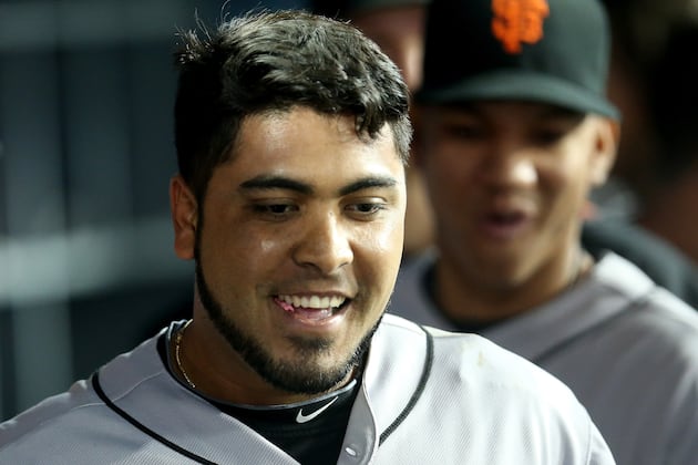 Sanchez's Sac Fly in 10th Helps Giants Top Dodgers