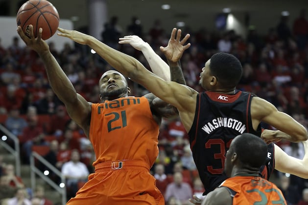 Colts Sign Miami Basketball Player Erik Swoope