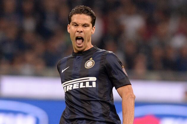 Hernanes Praises Zanetti