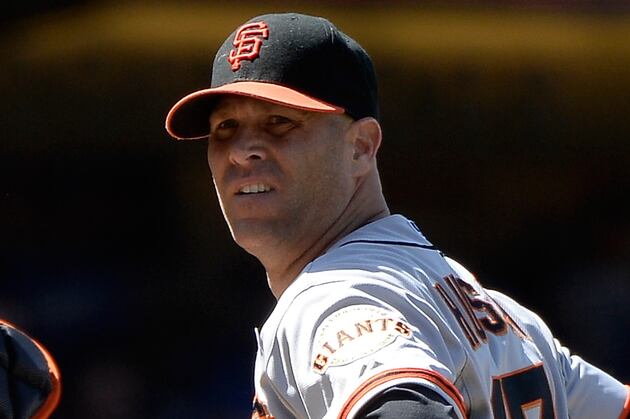 Tim Hudson to Skip Friday's Start Due to Hip Strain
