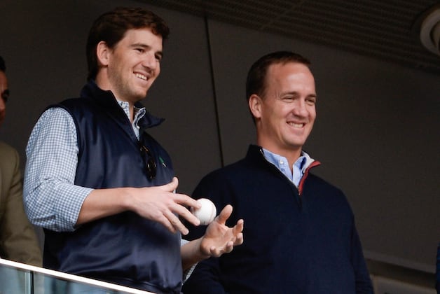Did Peyton Steal 'Omaha' Signal From Eli?