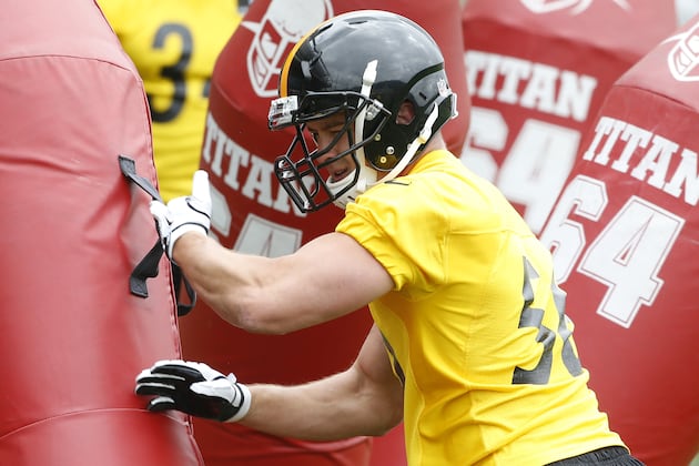 On the Steelers: Rookie Jordan Zumwalt Training on Inside, Outside