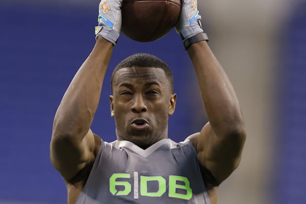 Giants' Pick Berhe Is Eritrea's First NFL Player