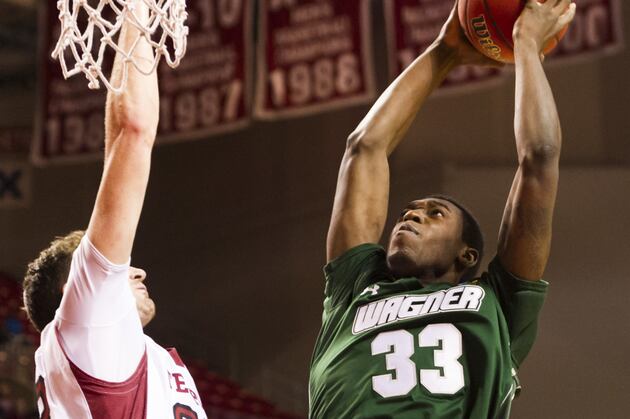 Former Wagner Forward Mario Moody Transfers to Bethune-Cookman