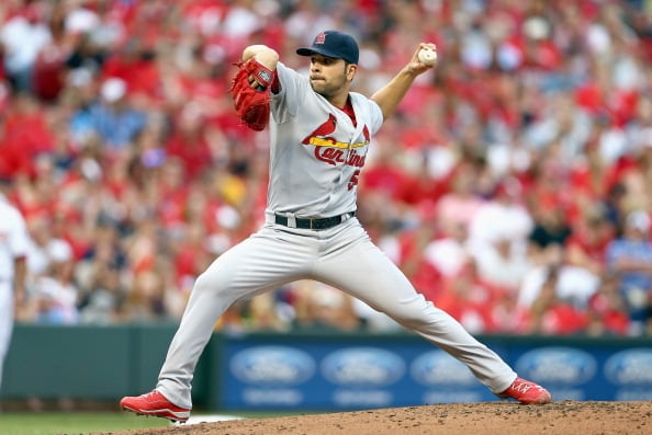 Garcia Gets a Win, Cardinals Beat Reds 6-3