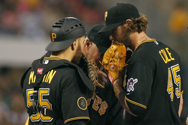 Pirates Rally to Beat Nationals 3-2