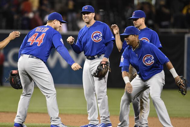 Cubs hold on for 3-2 win over Padres