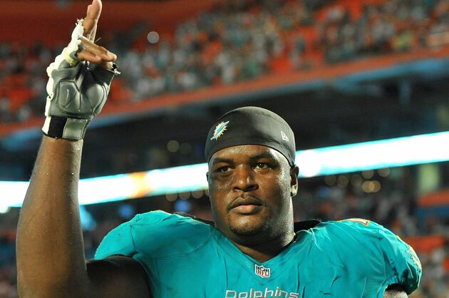 Bryant McKinnie Should Be an Option for Dolphins