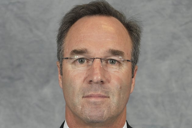 Would Leafs Executive Dave Poulin Be a Good Choice to Manage...