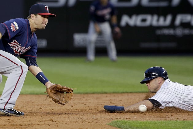 Nolasco Pitches Twins to 6-1 Win over Yankees