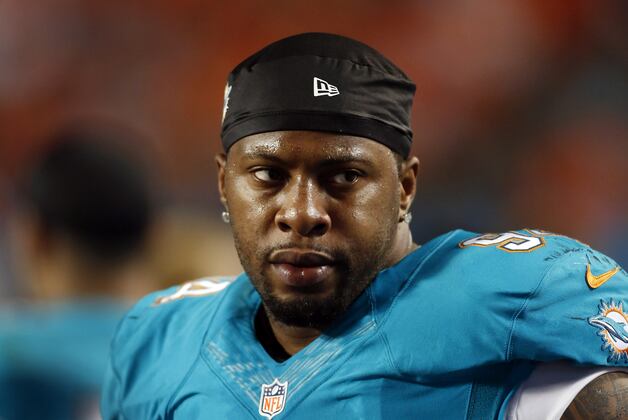 ASK OMAR: How Can the Dolphins Defense Improve Against the Run?