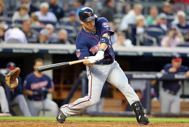 Twins Rally Late, Hughes Wins 7-2 in Return to NY