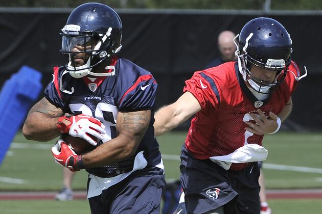 RBs Using Blue-Sleeved Footballs