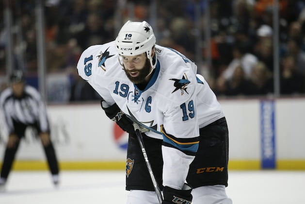 Kings' Success Sharpens Focus on Sharks' Thornton
