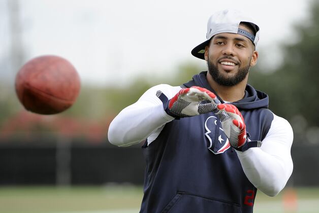 O'Brien: Foster Can Fill Faulk, Woodhead Role