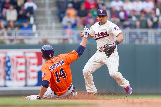 Santana's Bat, Gibson's Arm Lead Twins over Astros