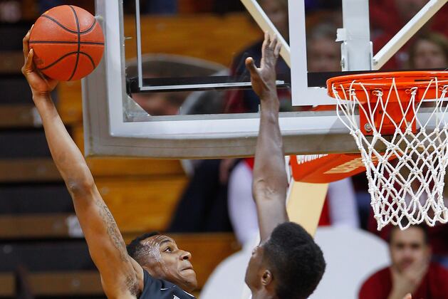 Forward E.J. Reed Leaves LIU-Brooklyn for Division II Tarleton State