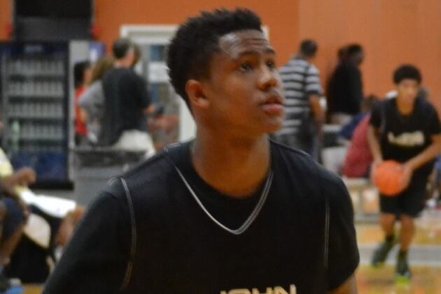 Report: Cincinnati Lands Commitment from 2015 Point Guard Justin Jenifer