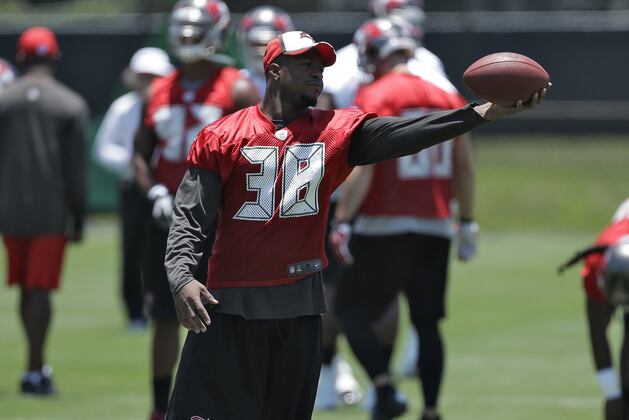Bucs' Dashon Goldson Making Strides in Rehab