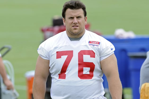 Chris Snee Misses Practice Again with Flare-Up in Elbow,