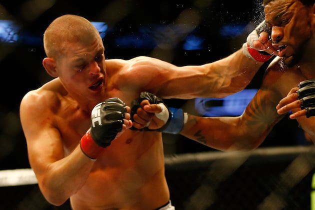 Joe Lauzon to Fight Michael Chiesa on Foxwoods UFC Card