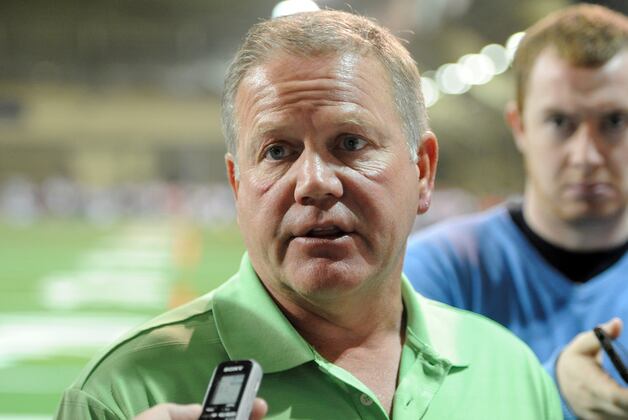 Kelly Recruiting Football Walk-Ons to Notre Dame as Well