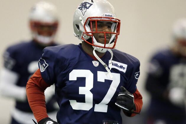 Patriots Alfonzo Dennard Recovering from Shoulder Surgery