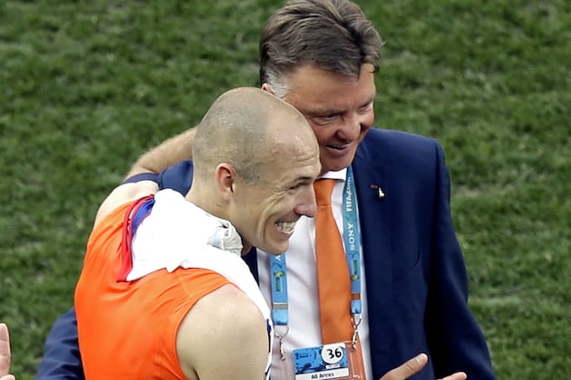 Louis Van Gaal Positive About Netherlands Chances After 2-0 Win over Chile