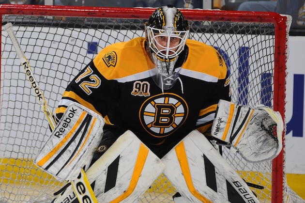 Bruins Sign Niklas Svedberg to a One-Year, One-Way Contract
