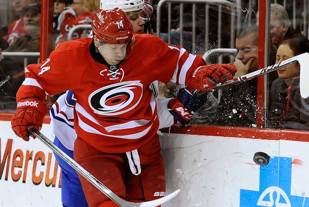 Canes Agree to Terms with Nathan Gerbe
