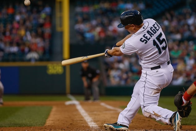 Seager Slugs Seattle Past Boston 8-2
