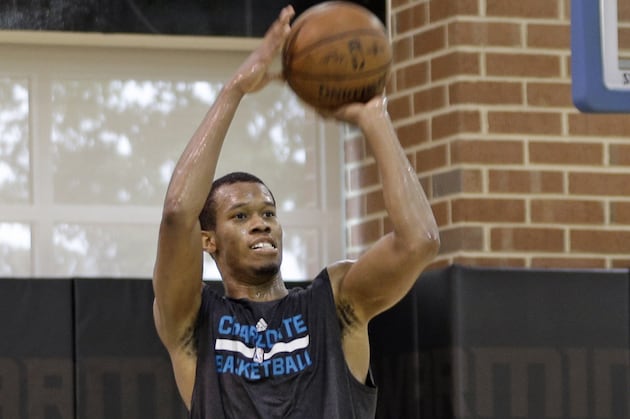 Hood Shows Hornets He's No One-Trick Pony