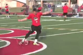'Cuse Lands Stud Kicker Sterling Hofrichter