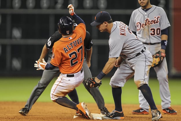 Feldman, Altuve Lead Astros over Tigers 6-4
